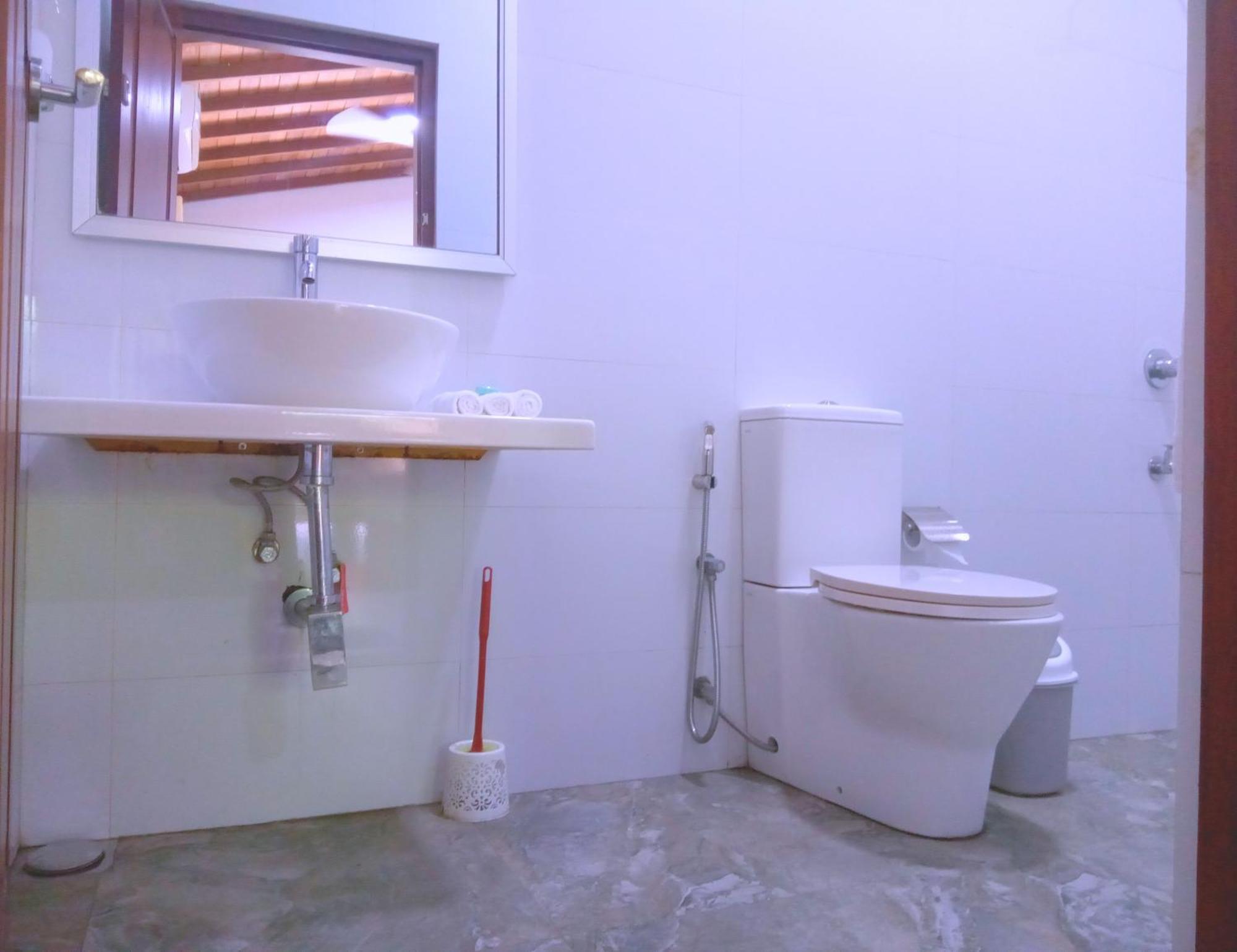 Apartamento Volunteer Ceylon Ratnapura Exterior foto